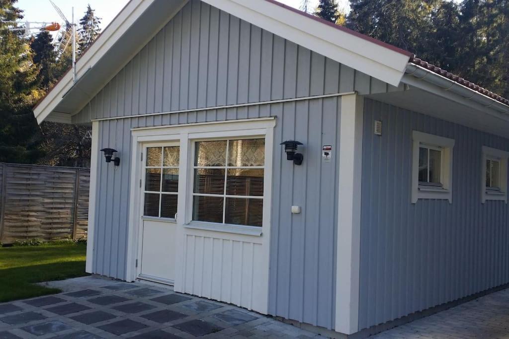 Lidkoepings Golfbana Och Vaenern Villa Buitenkant foto
